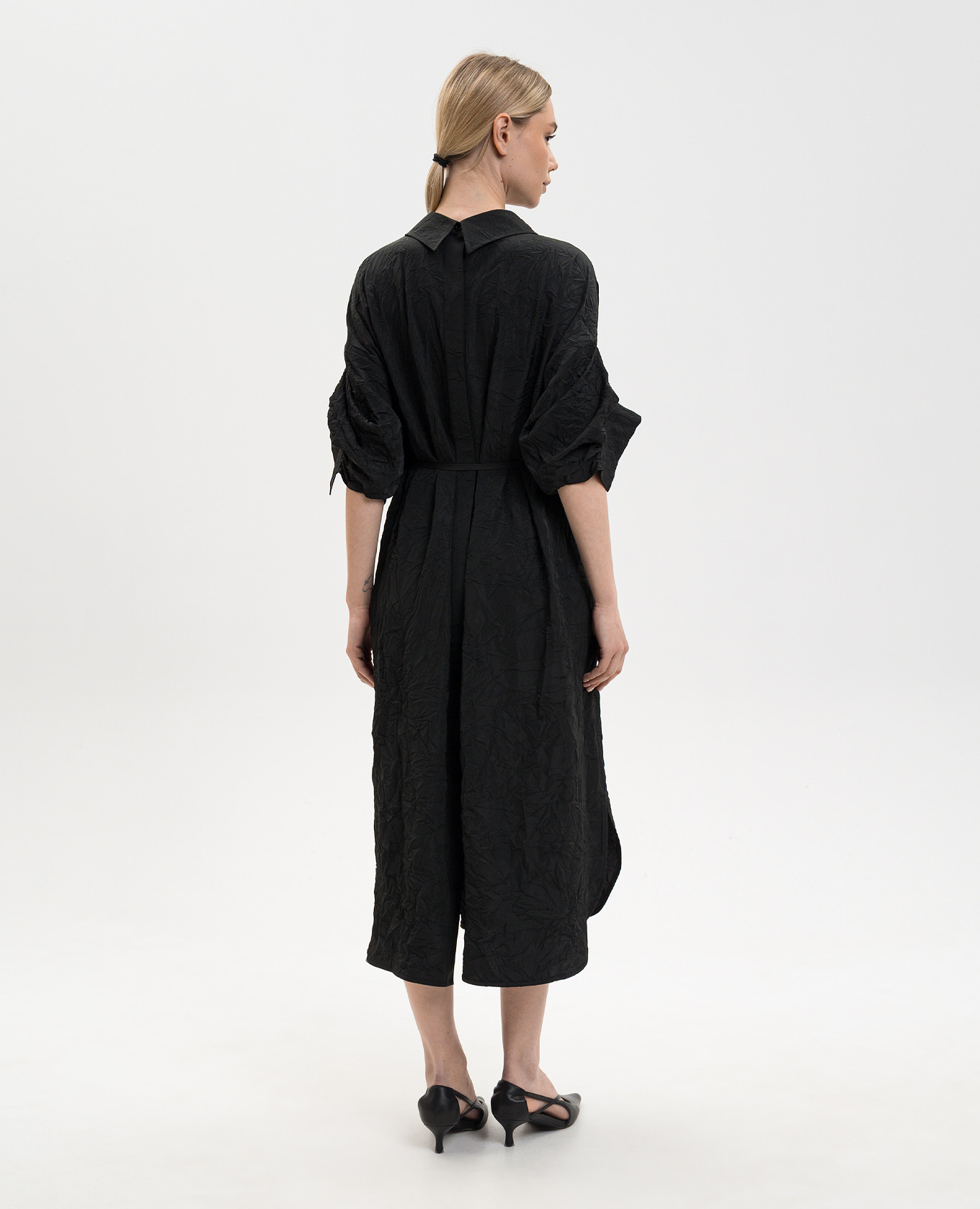 

Black midi shirt dress with a reaper effect Juun.j