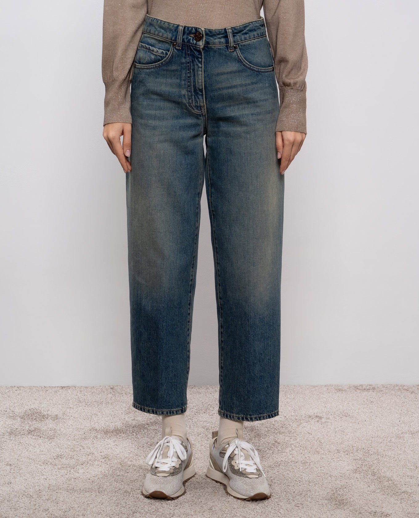 

Blue jeans with logo patch Peserico