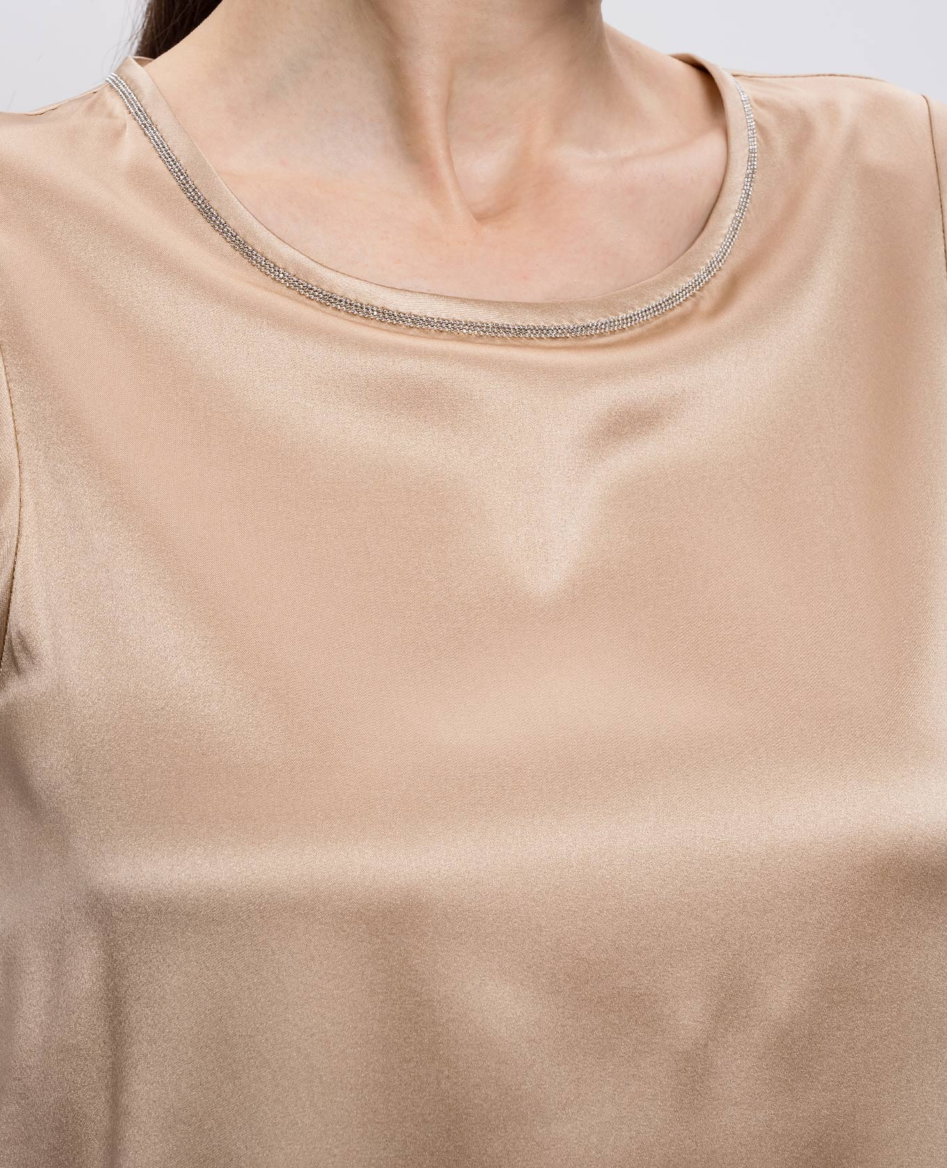 Beige silk blouse with chain Peserico 5