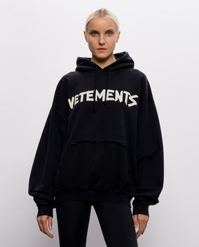 Vetements Black hoodie with logo print MH27HD149Bw