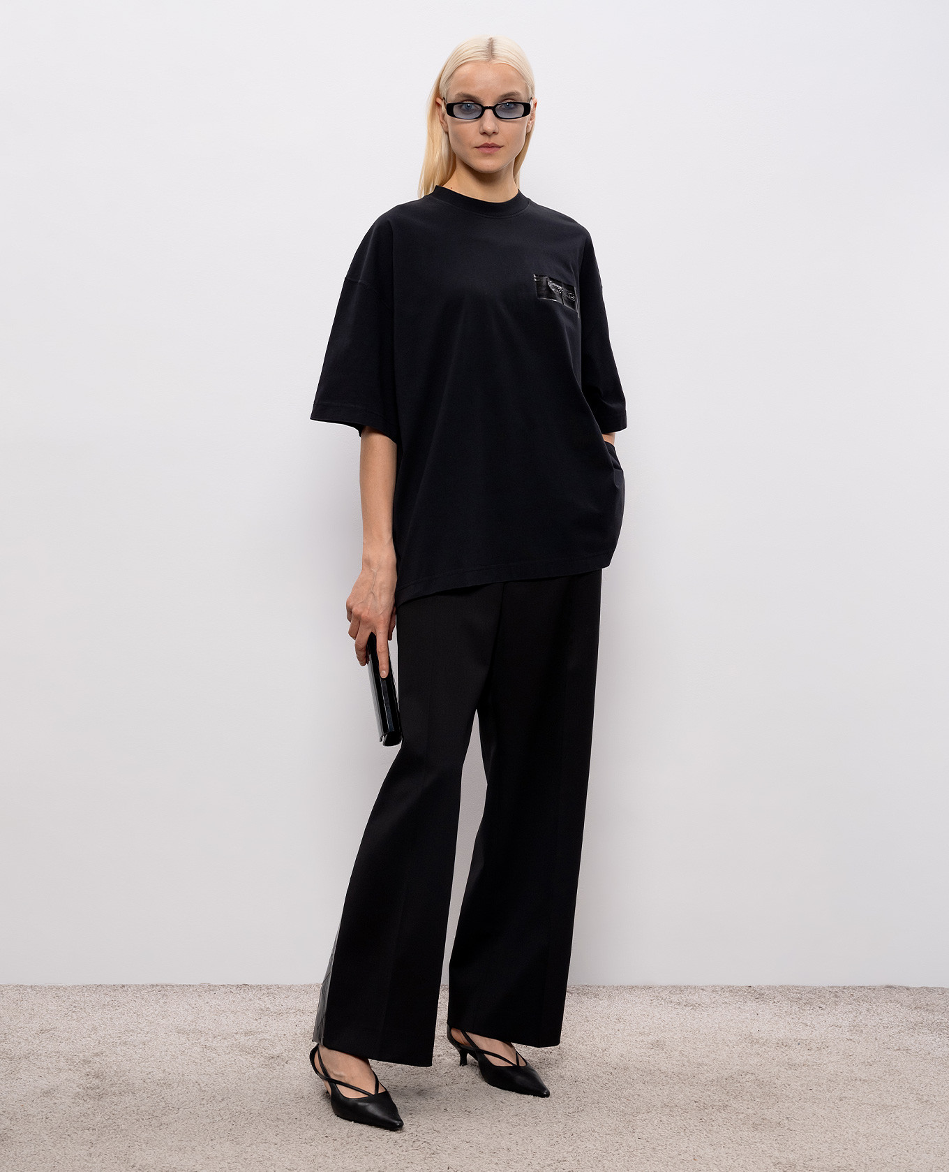 

Black t-shirt with logo print Vetements