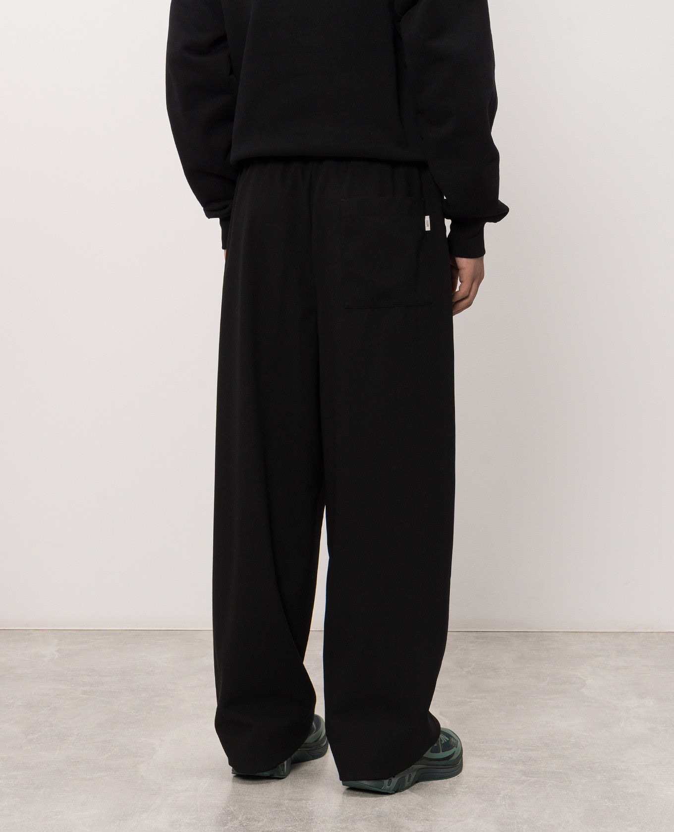 Black wool pants Ami Paris 4