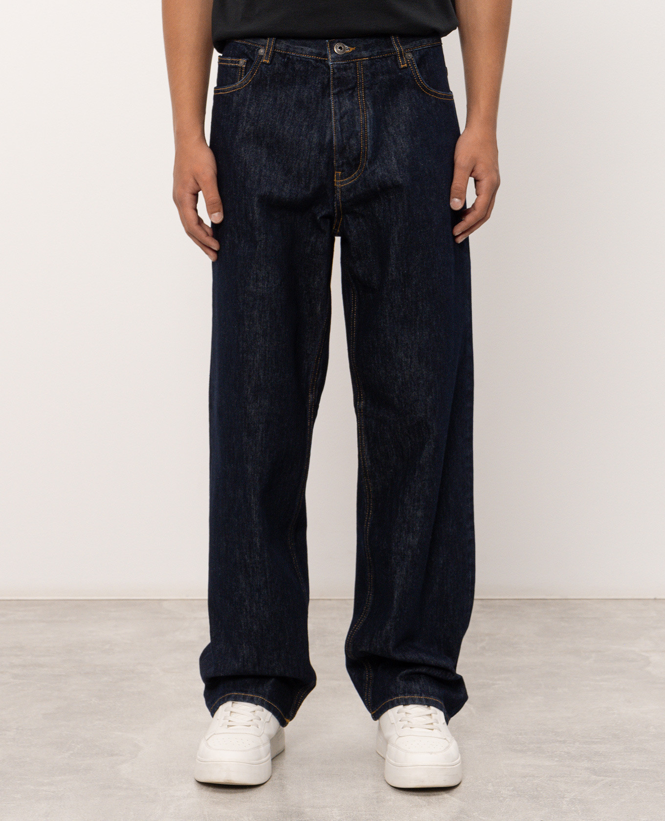 Blue jeans with embroidery Off-White 3