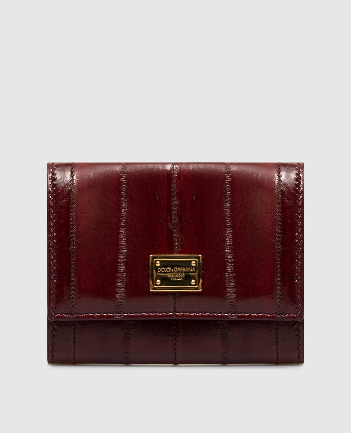 Burgundy leather wallet with logo plate