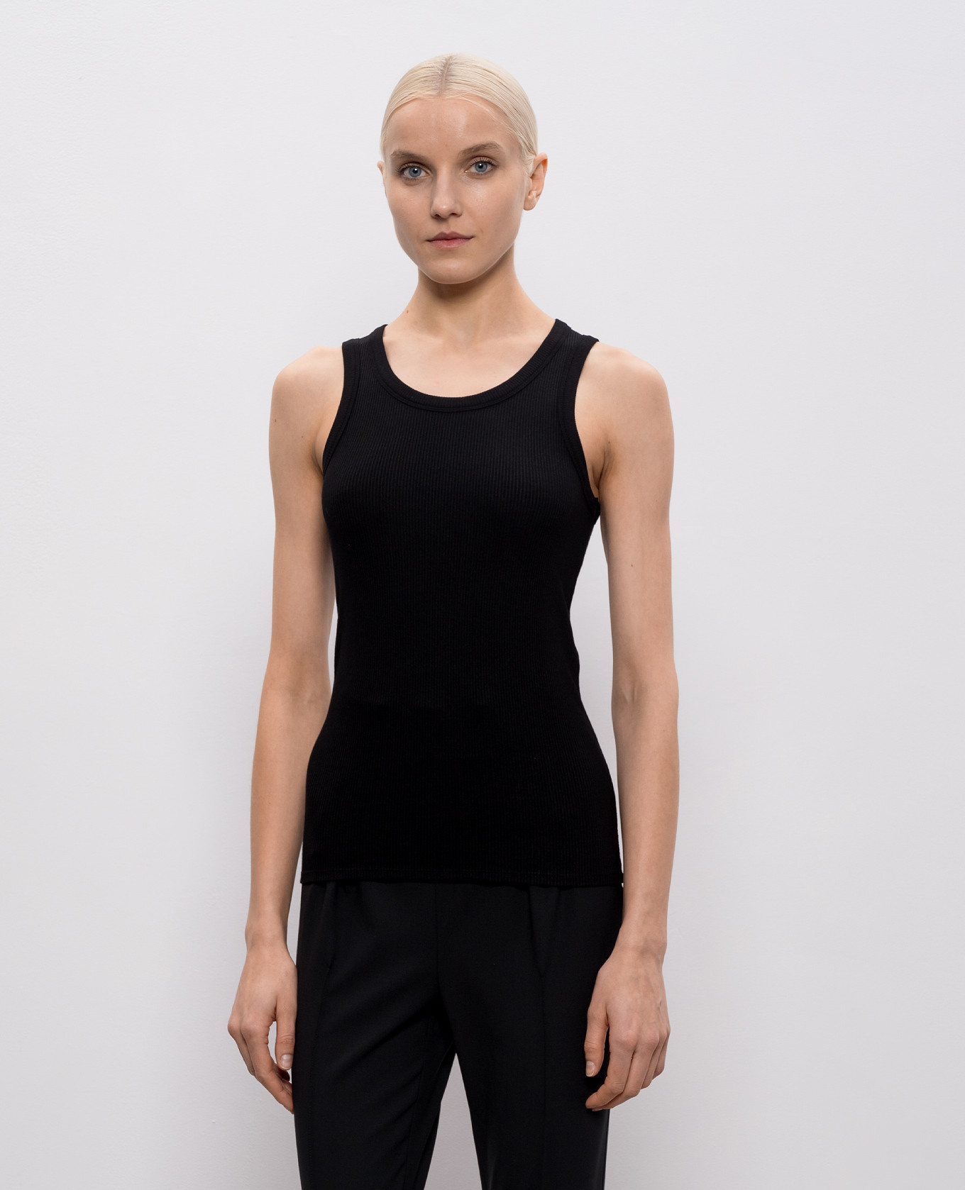 

Black ribbed top Thierry Mugler