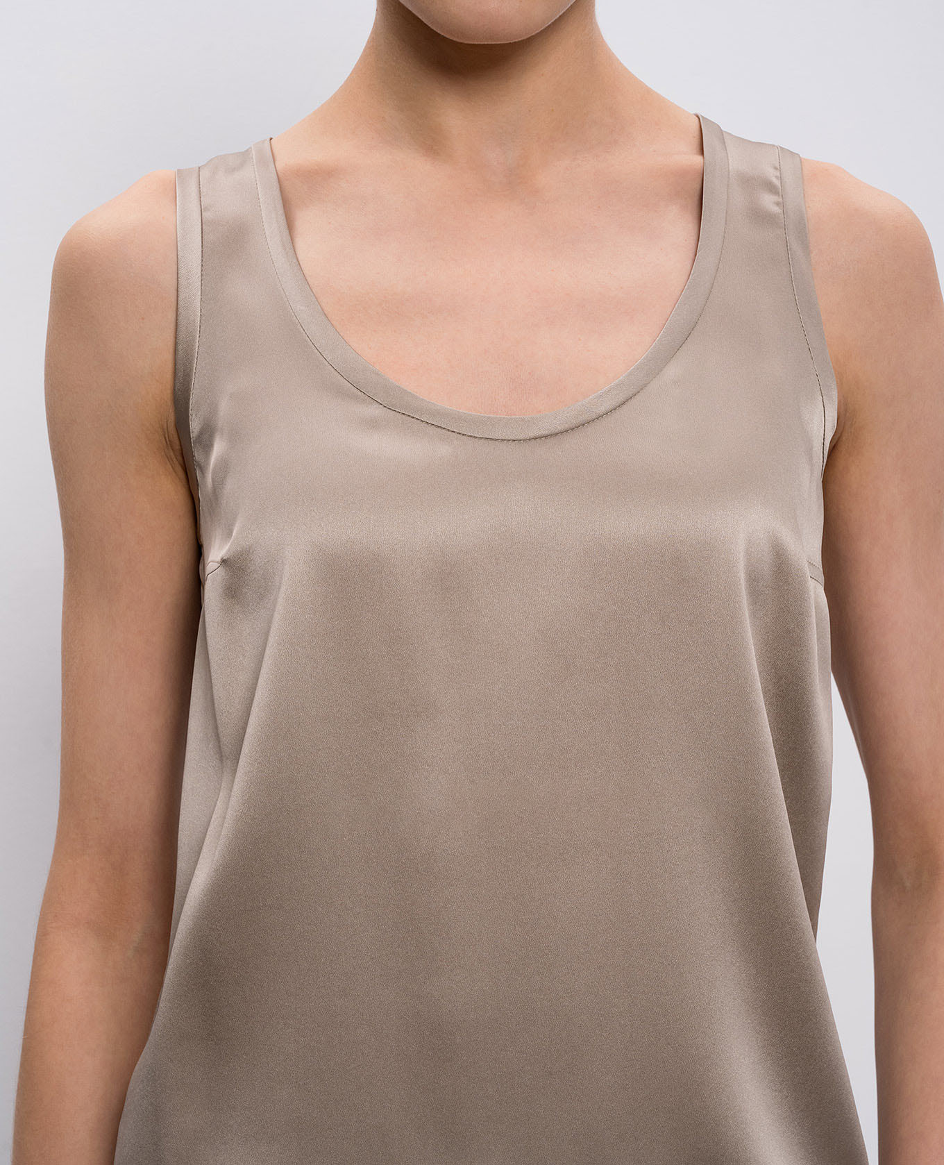 Beige silk top Brunello Cucinelli 5