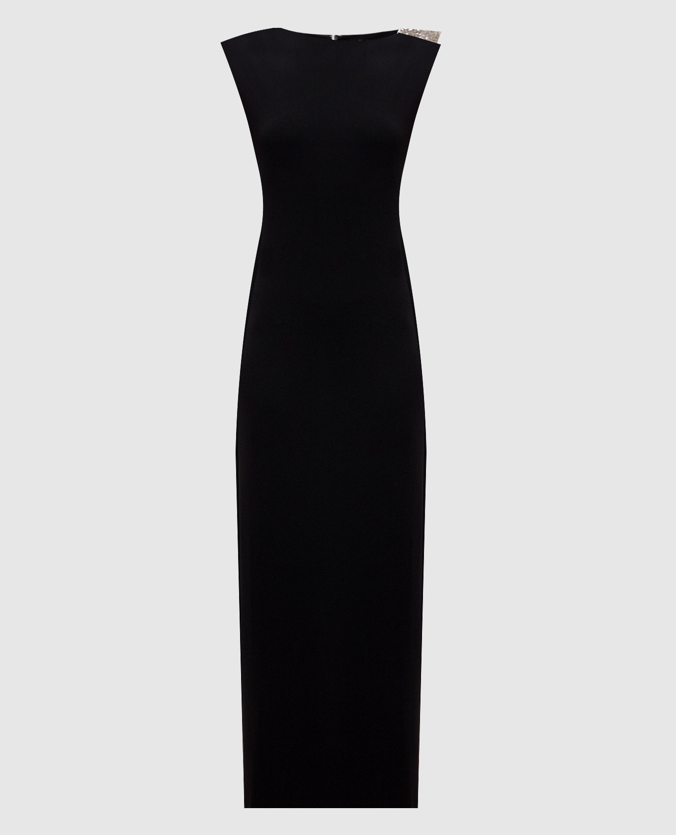 Black dress with monil chain