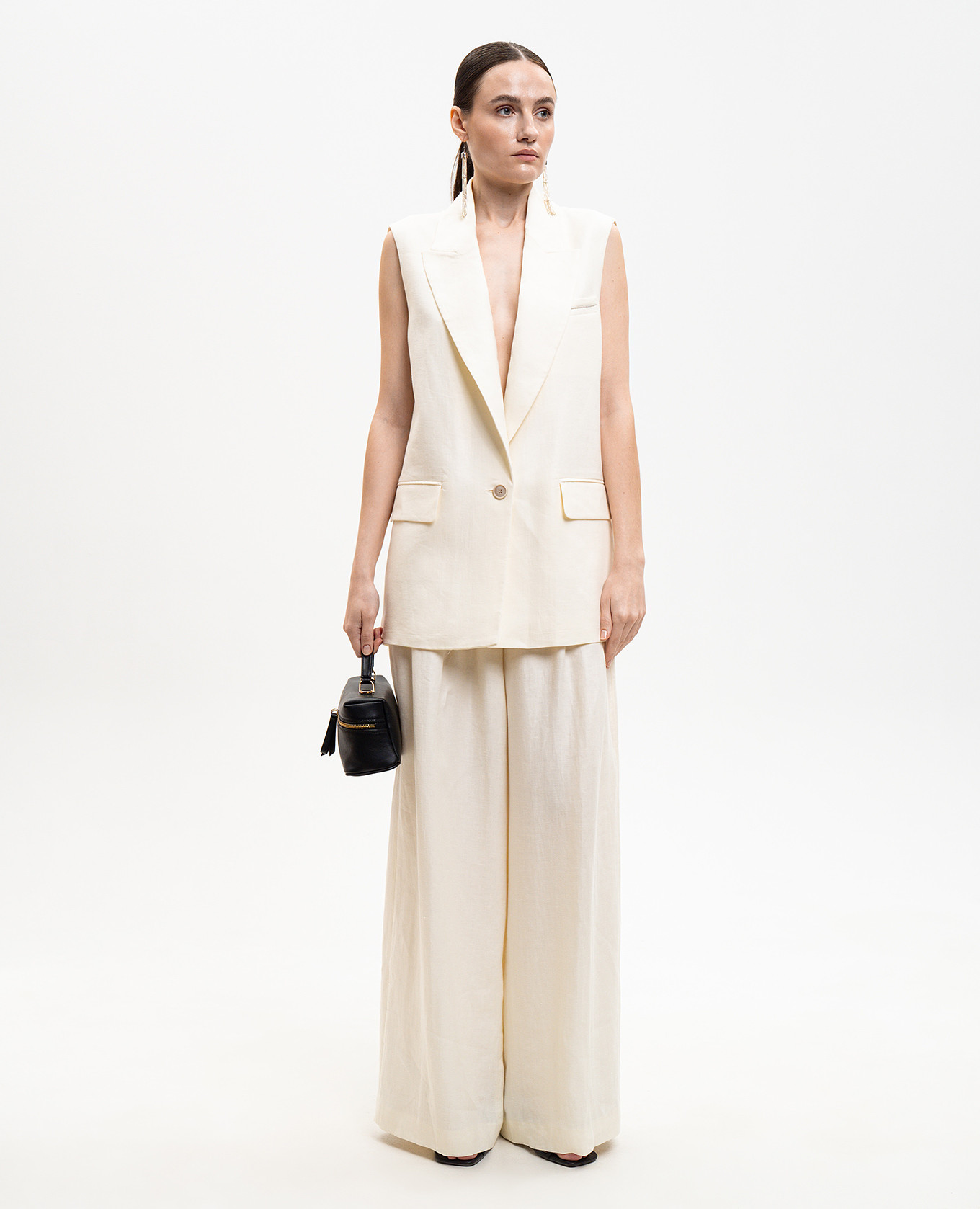 

Ivory linen vest Peserico, Beige