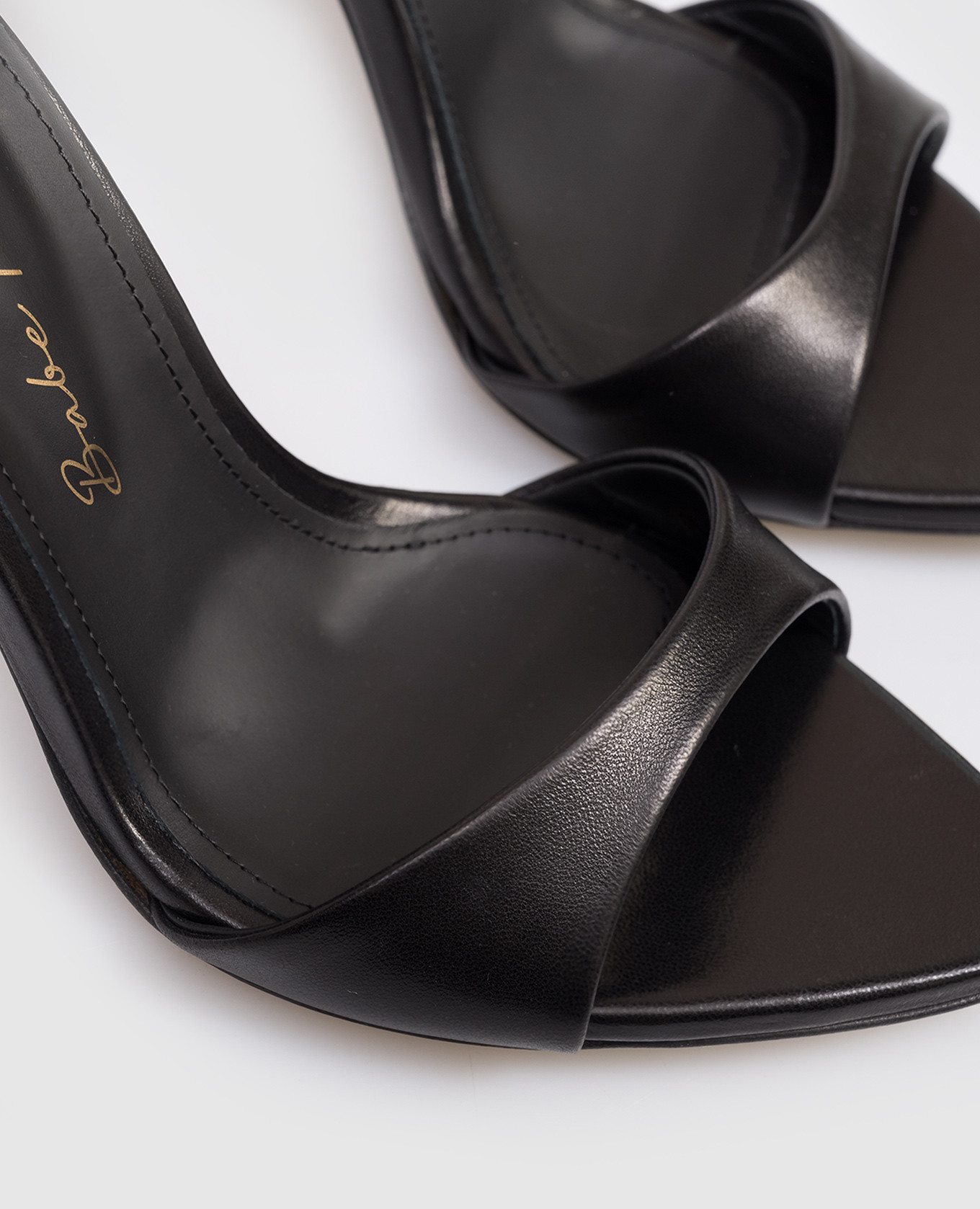 

Black leather sandals Babe Pay Pls