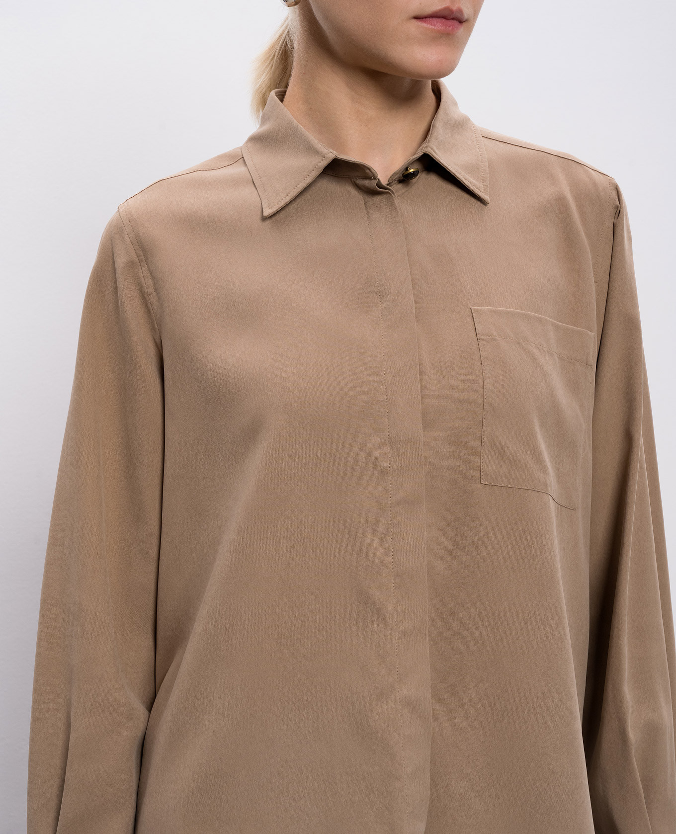 

Beige SIAMESE silk blouse Max Mara