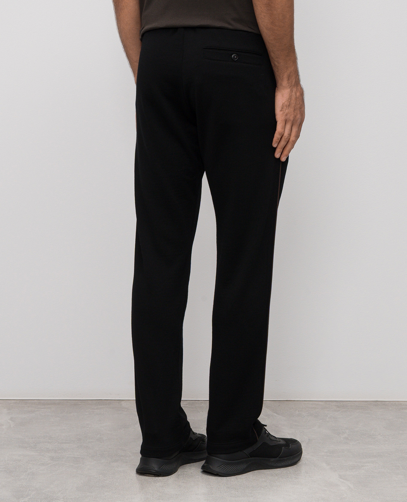 Black wool sweatpants Canali 4
