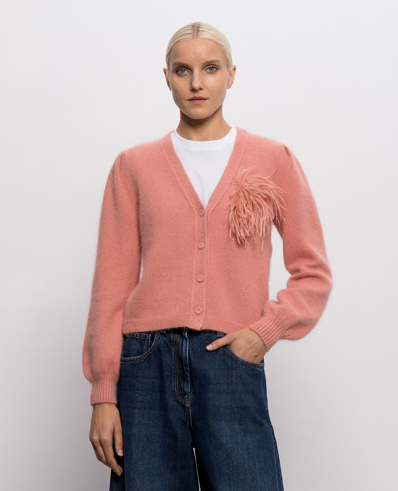 Pink cardigan with brooch Twinset 3