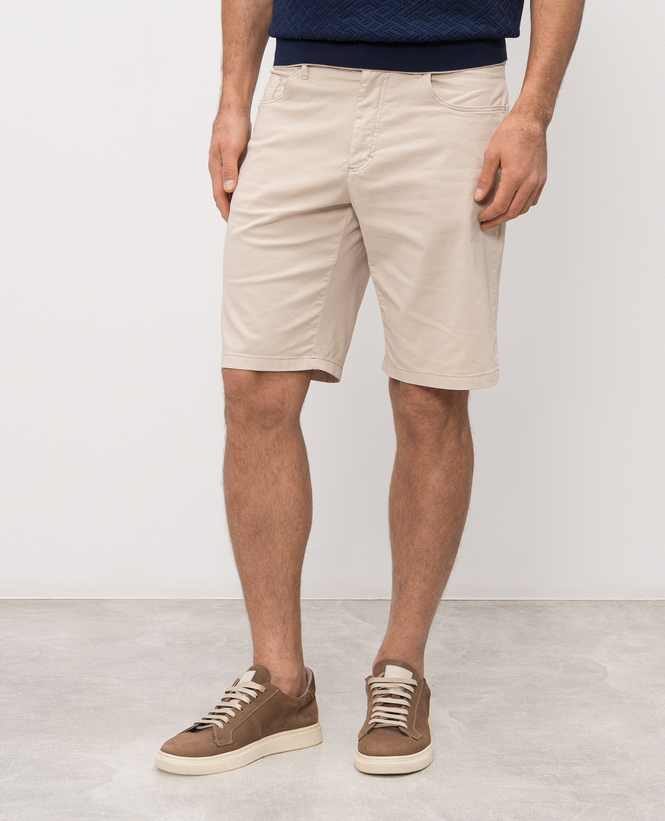 

Beige shorts with embroidered monogram logo Stefano Ricci