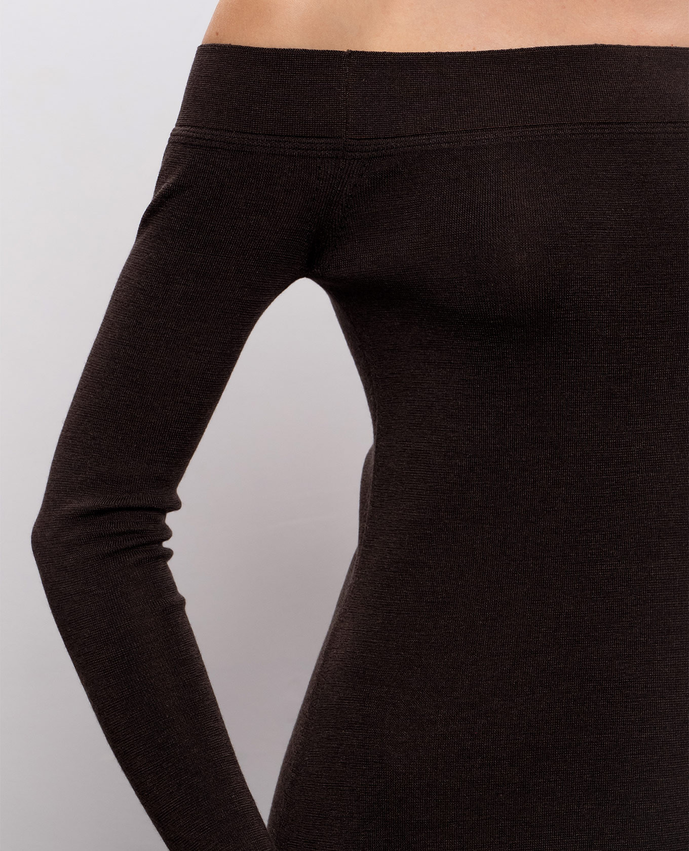 Brown dress with open shoulders Tom Ford 5