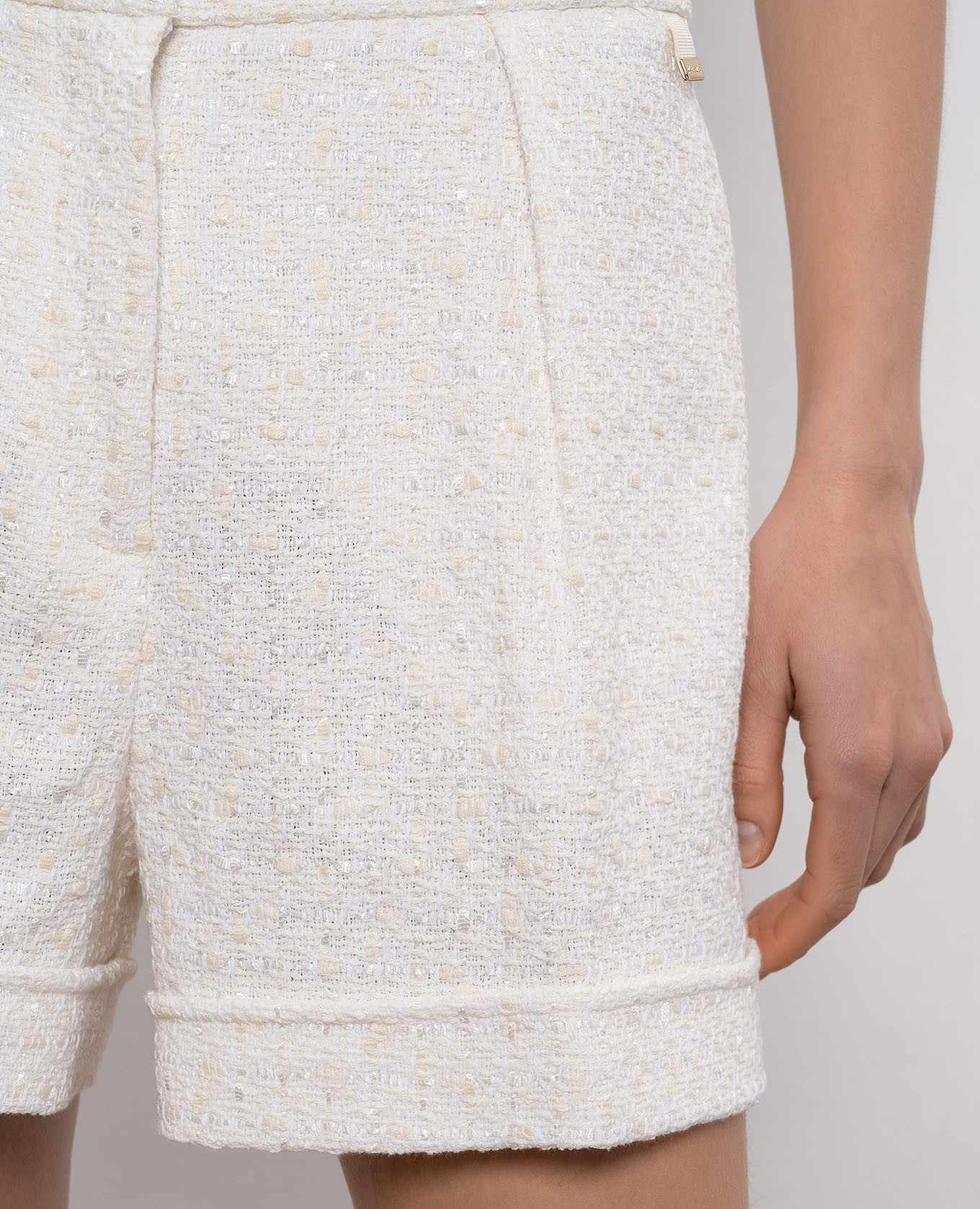 White tweed shorts with logo Herno 4