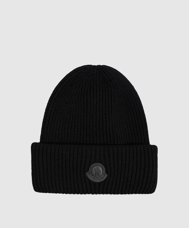 Black cashmere hat
