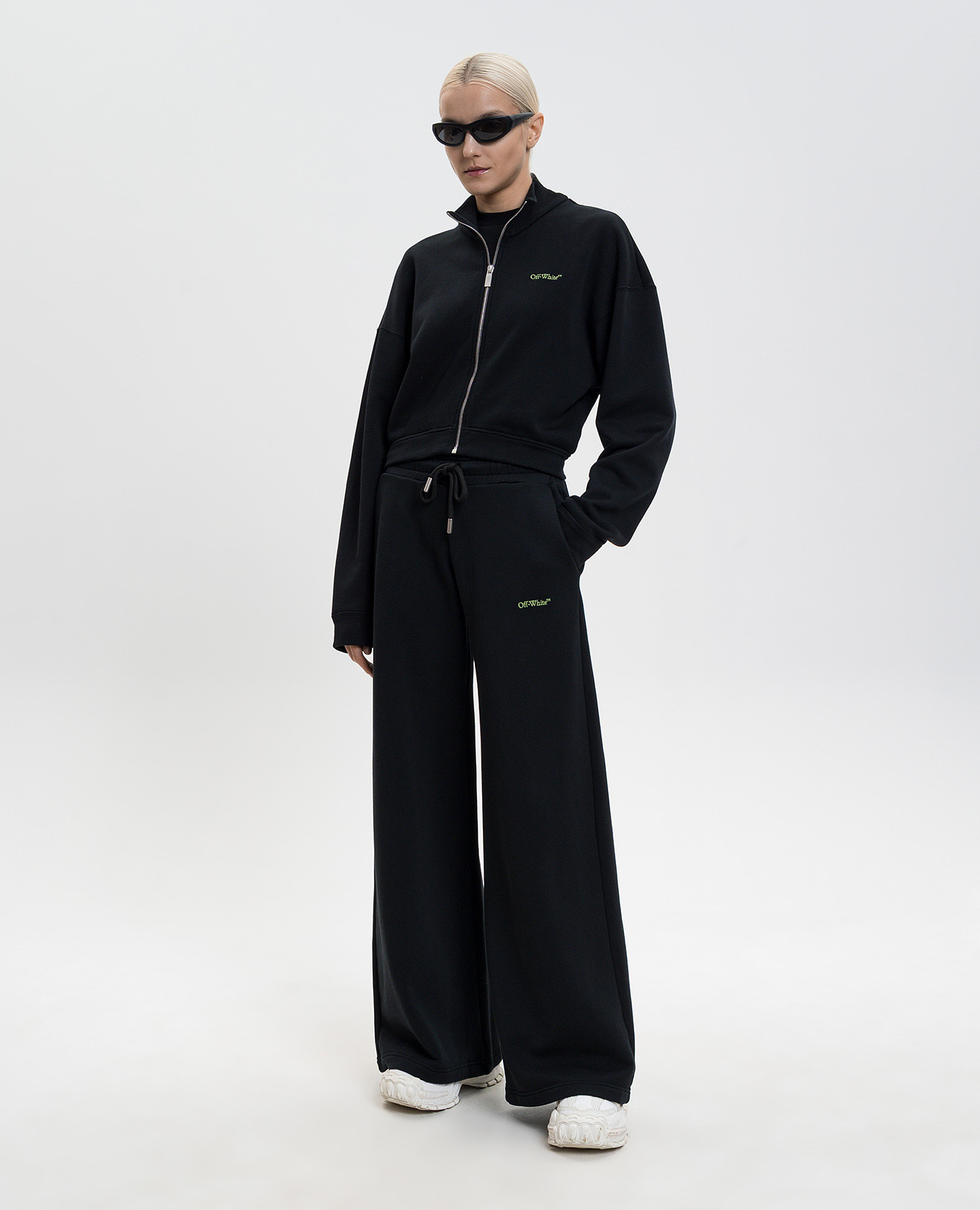 

Black Arrow Leaves sports jacket Off-White