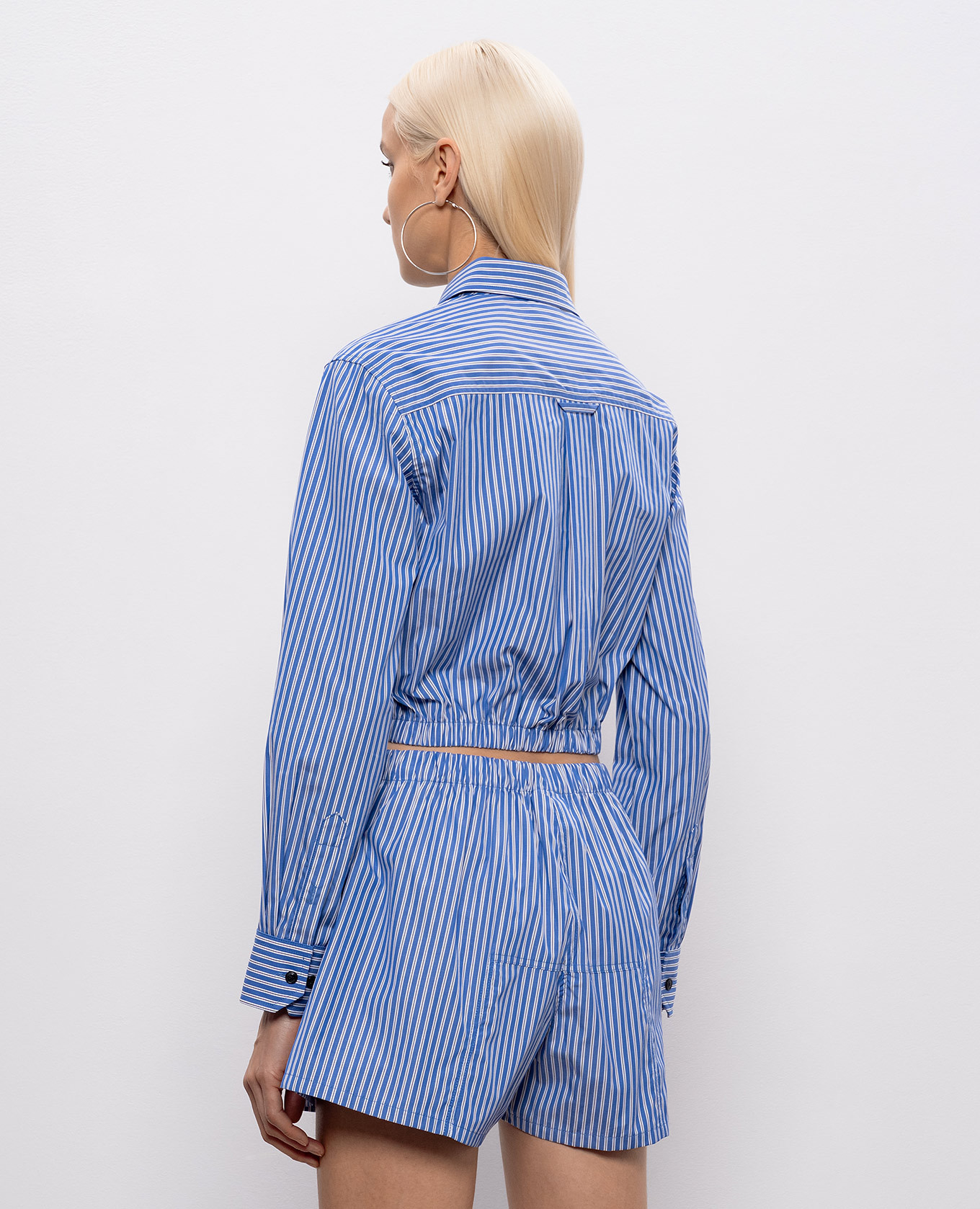 

Blue striped cropped shirt Vetements