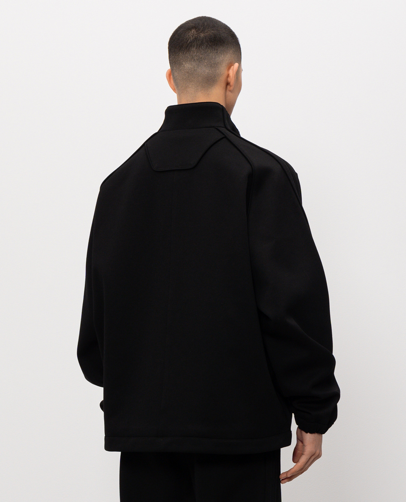 Black sports jacket with logo embroidery Juun.j 4