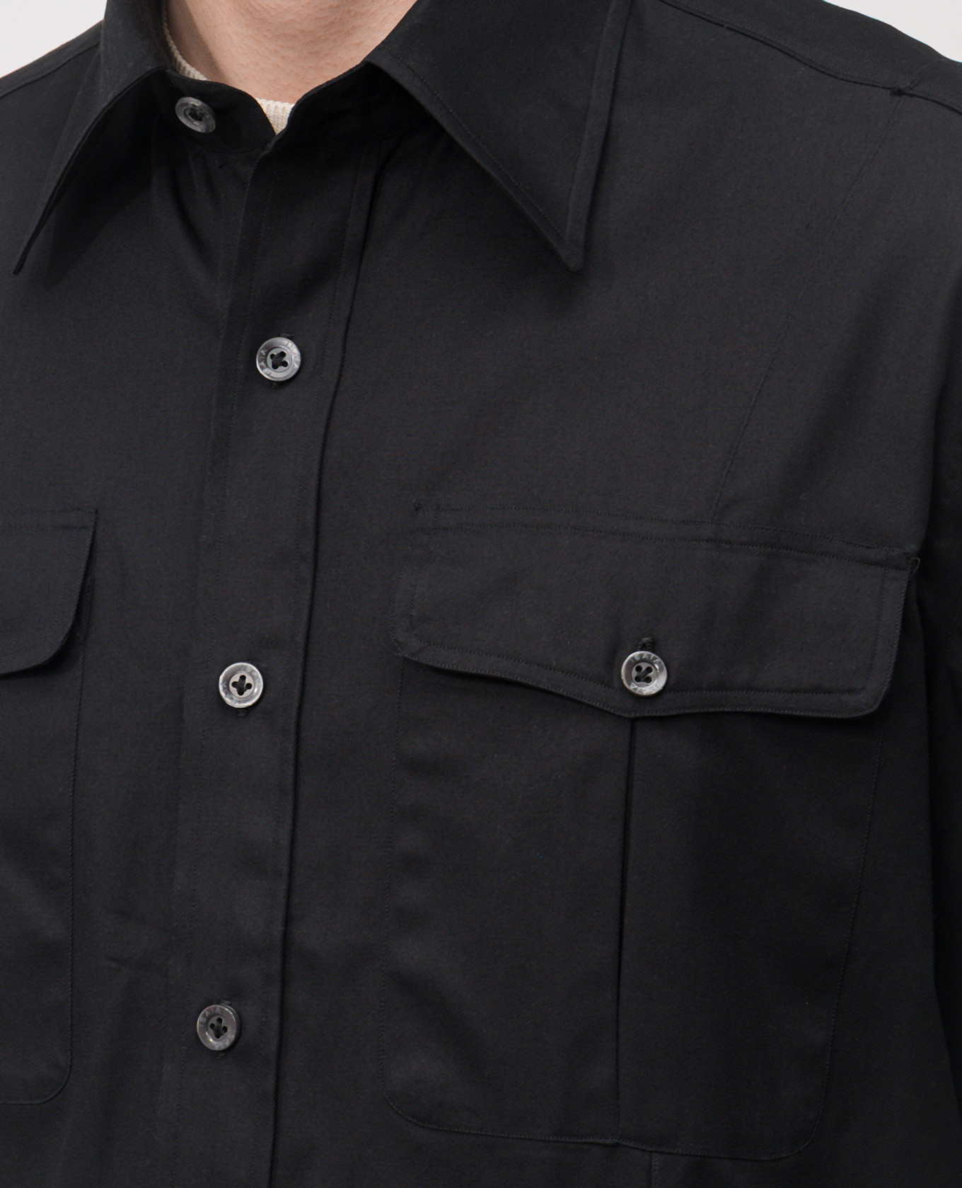 Black shirt ISAIA 5