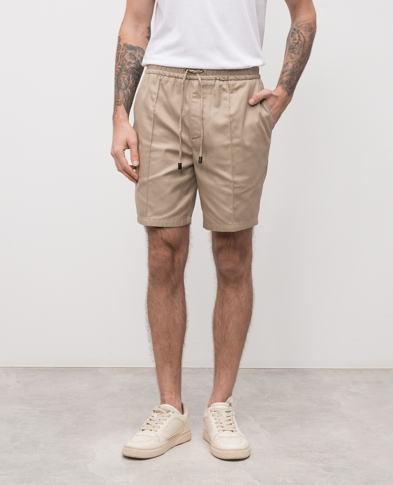Beige shorts ISAIA 3