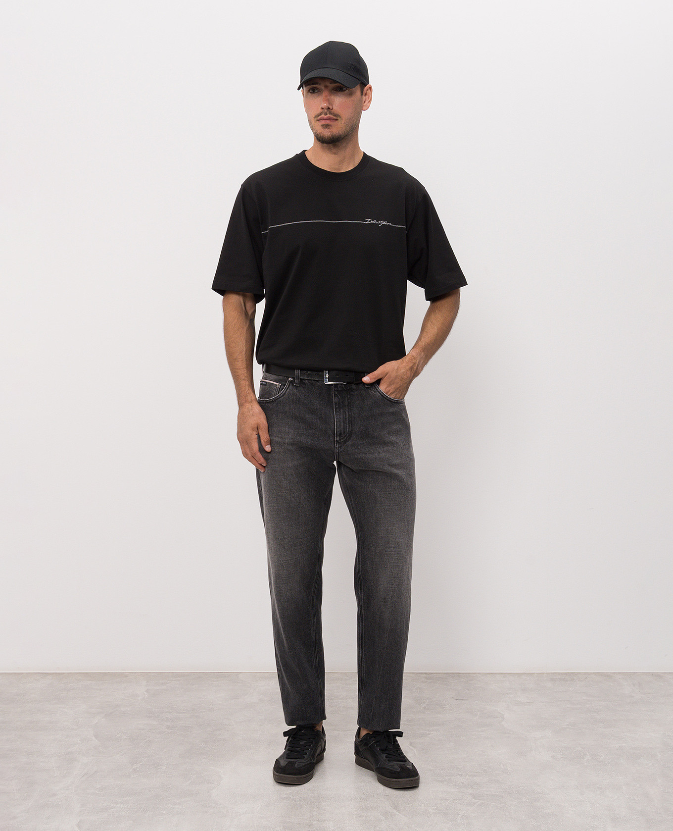 Gray jeans with a worn effect Dolce&Gabbana 2