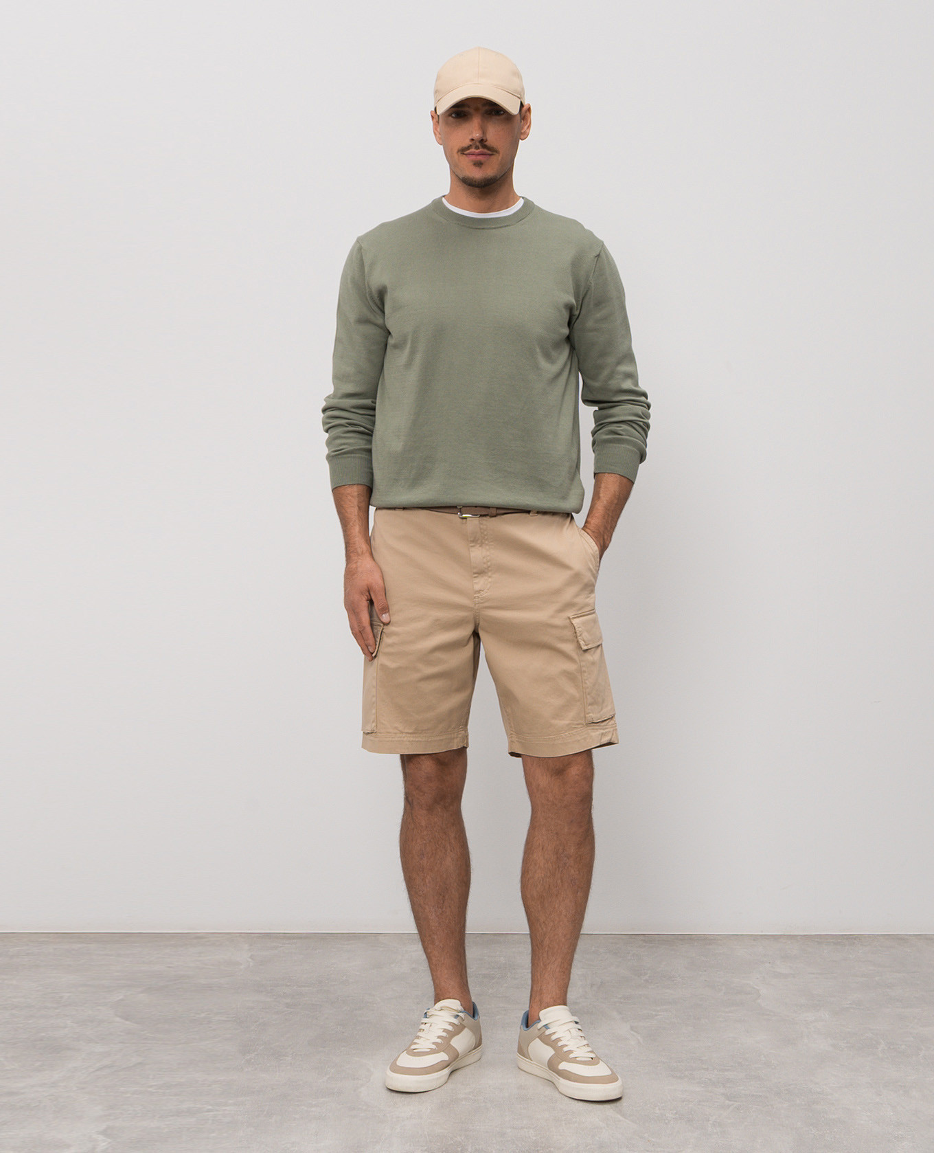 

Khaki jumper with logo embroidery Woolrich