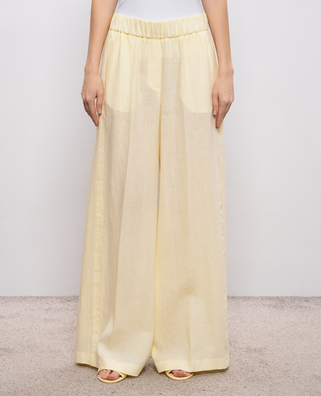 

Yellow linen pants Peserico
