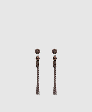 Brown earrings with a monil chain