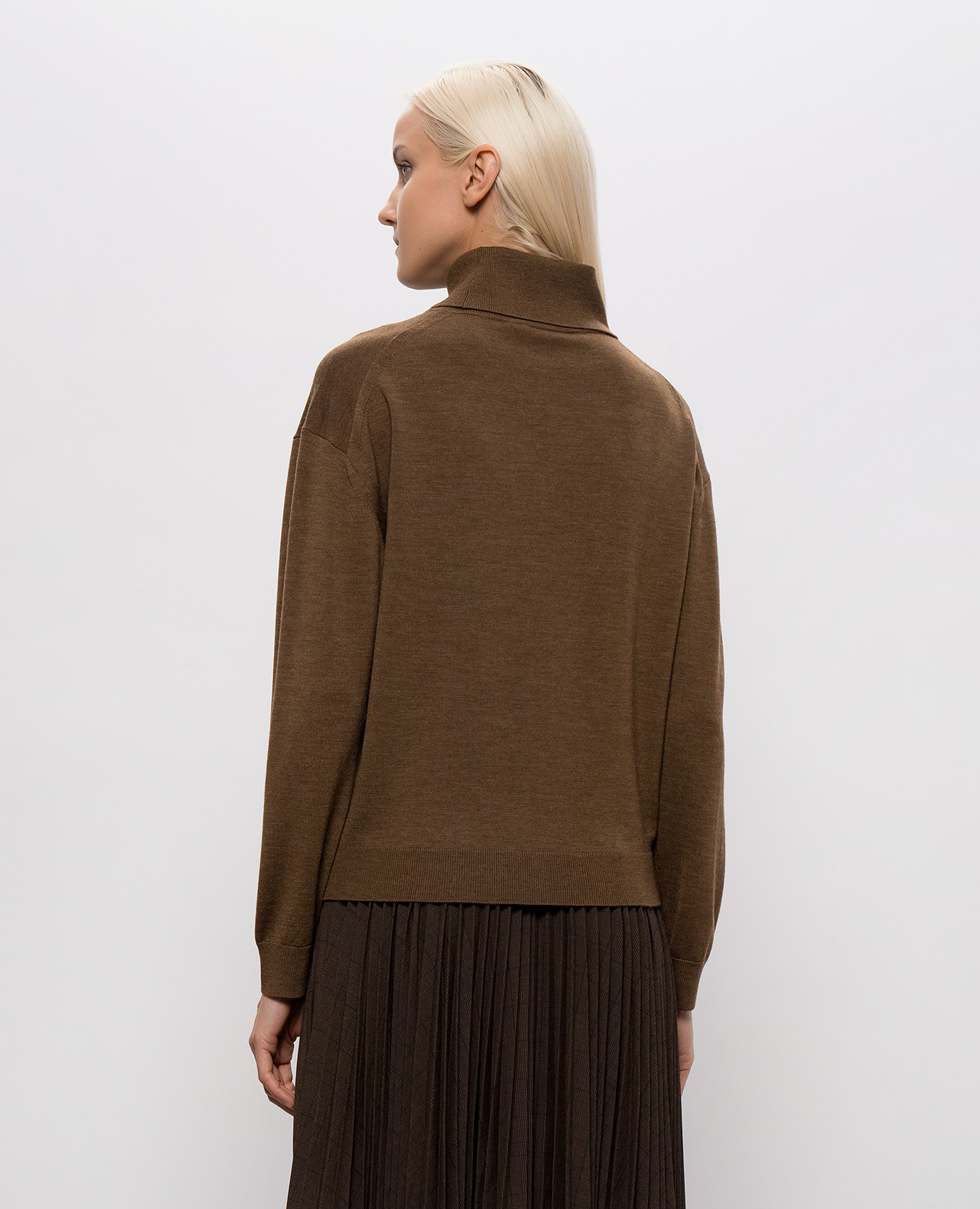 Aaliyah brown wool turtleneck Simkhai 4