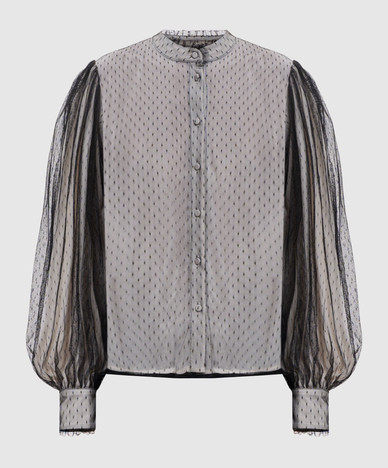 Blouse with layering effect