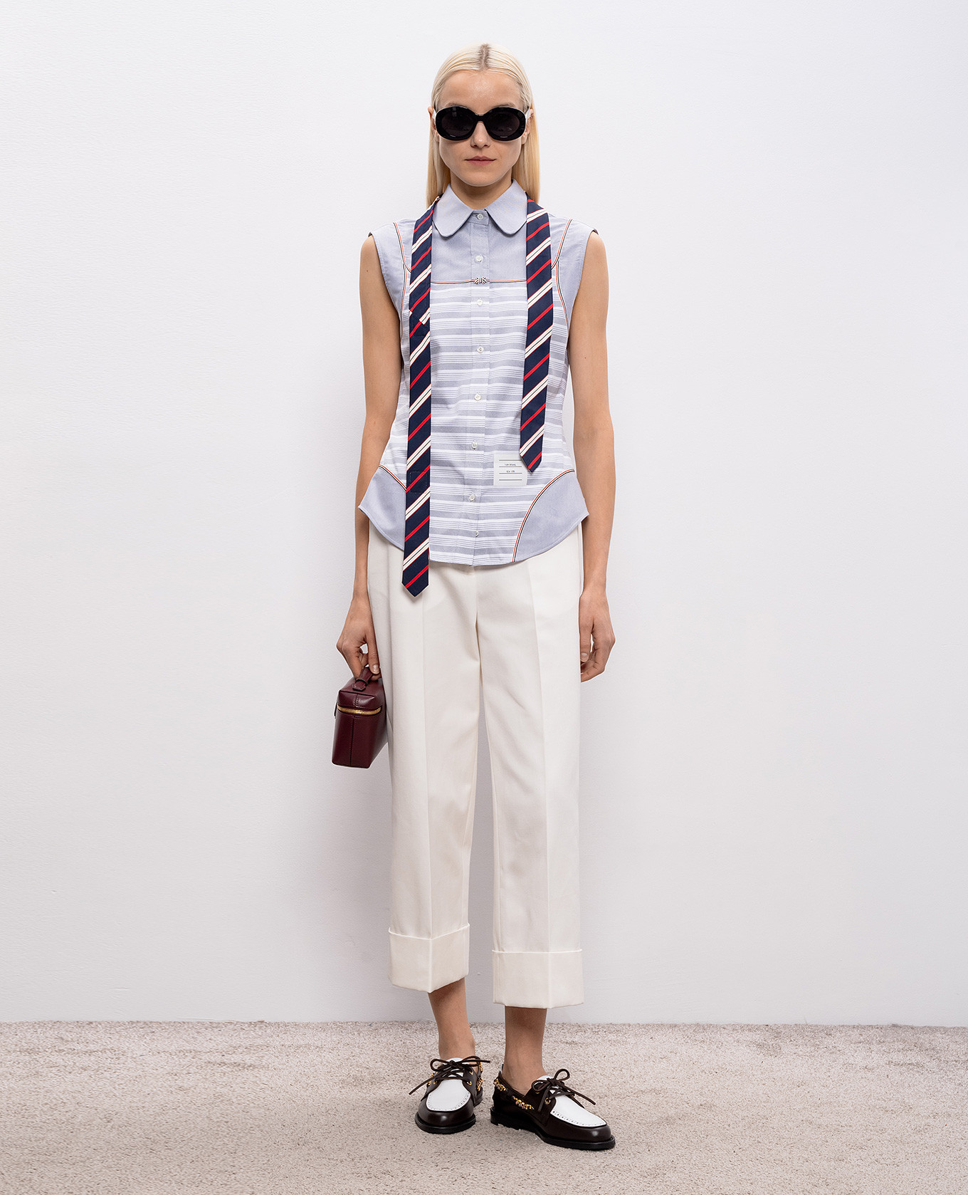 Gray sleeveless shirt Thom Browne 2