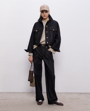 Brunello Cucinelli Dark blue jeans with a monil chain MP134P4108