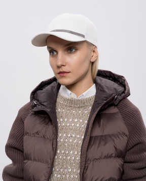 Brunello Cucinelli White cap with monil chain MCAP90011