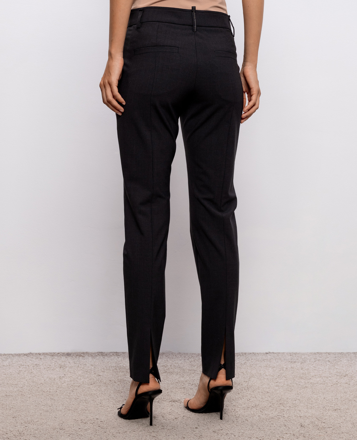 Gray wool pants with a monil chain Brunello Cucinelli 4