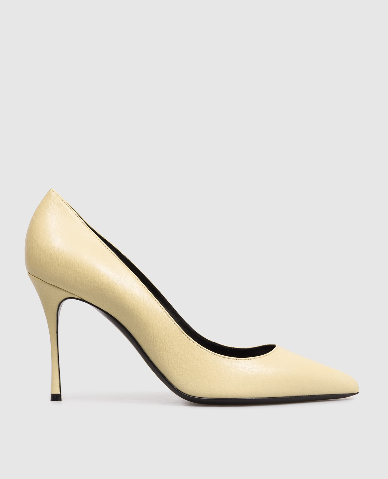

Godiva yellow leather shoes Sergio Rossi