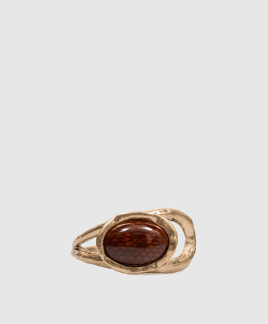 Gold bracelet with cabochon