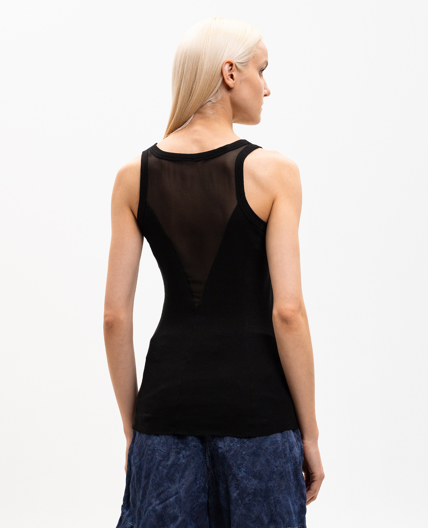 Black ribbed tank top with accent stitching Masnada 4