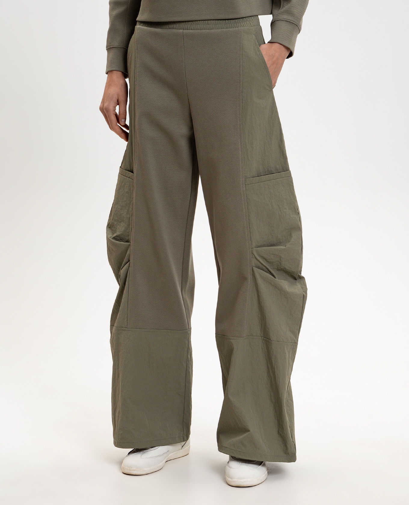 

TAMBUTO khaki cargo pants Max & Co