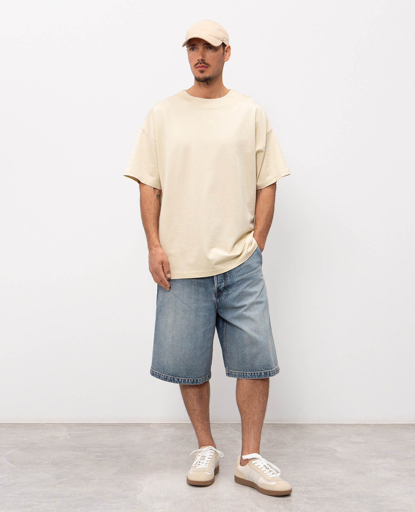 

Yellow T-shirt with logo patch Fear of God