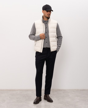 Peserico Ivory down vest with logo patch R53082DG3604