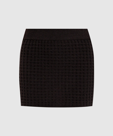 Allude