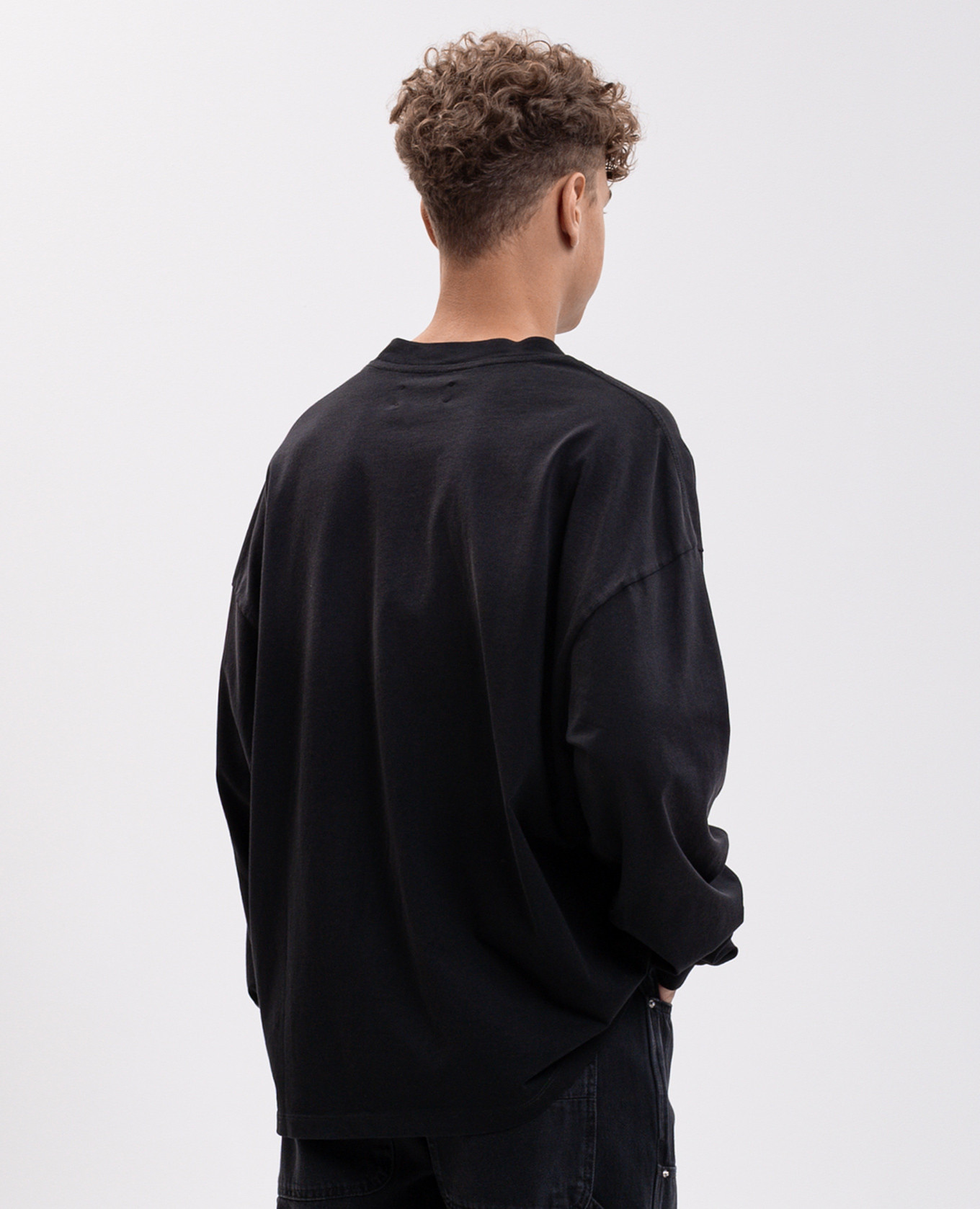 Black long sleeve with logo embroidery AMIRI 4