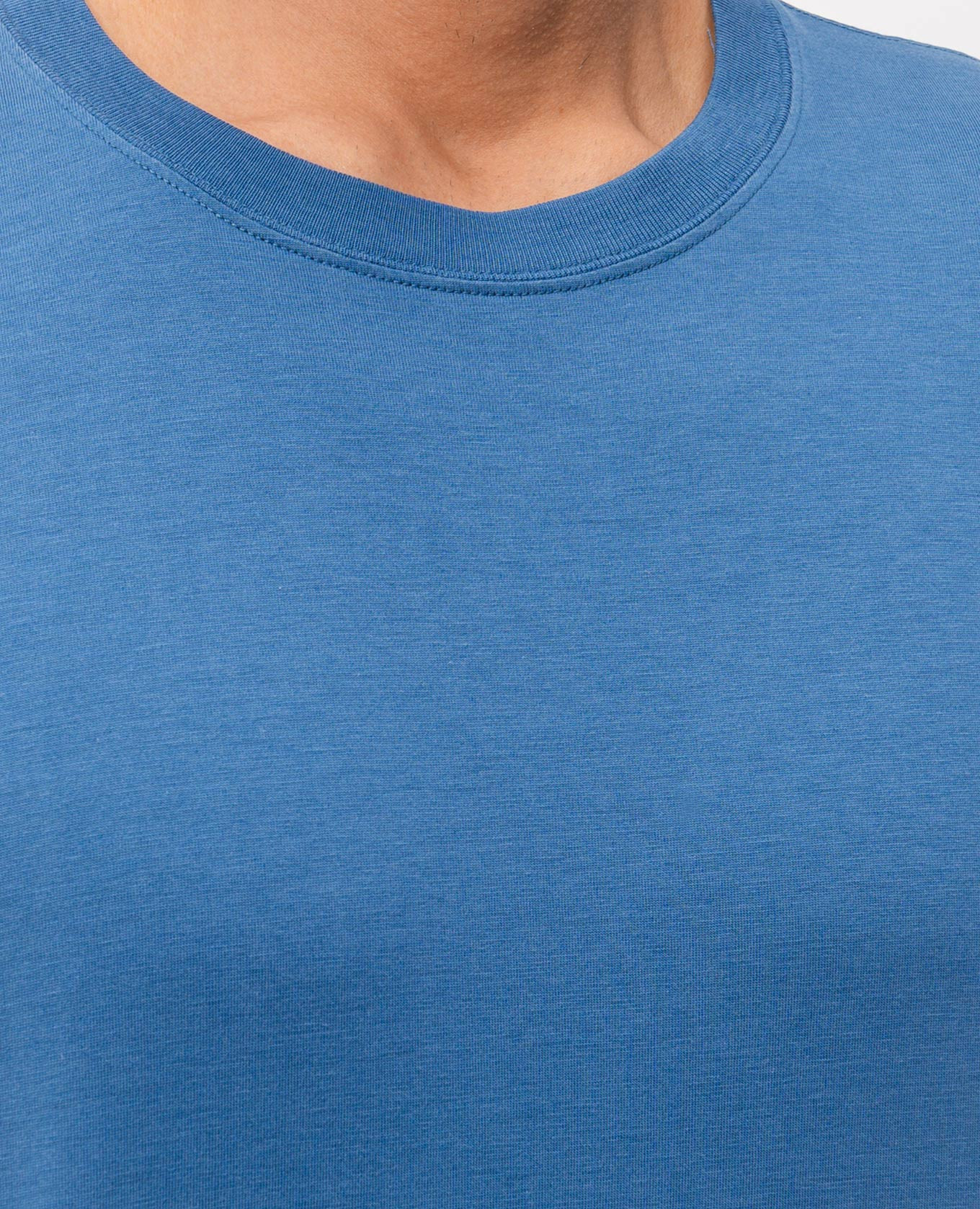 

Blue straight-cut T-shirt CDLP