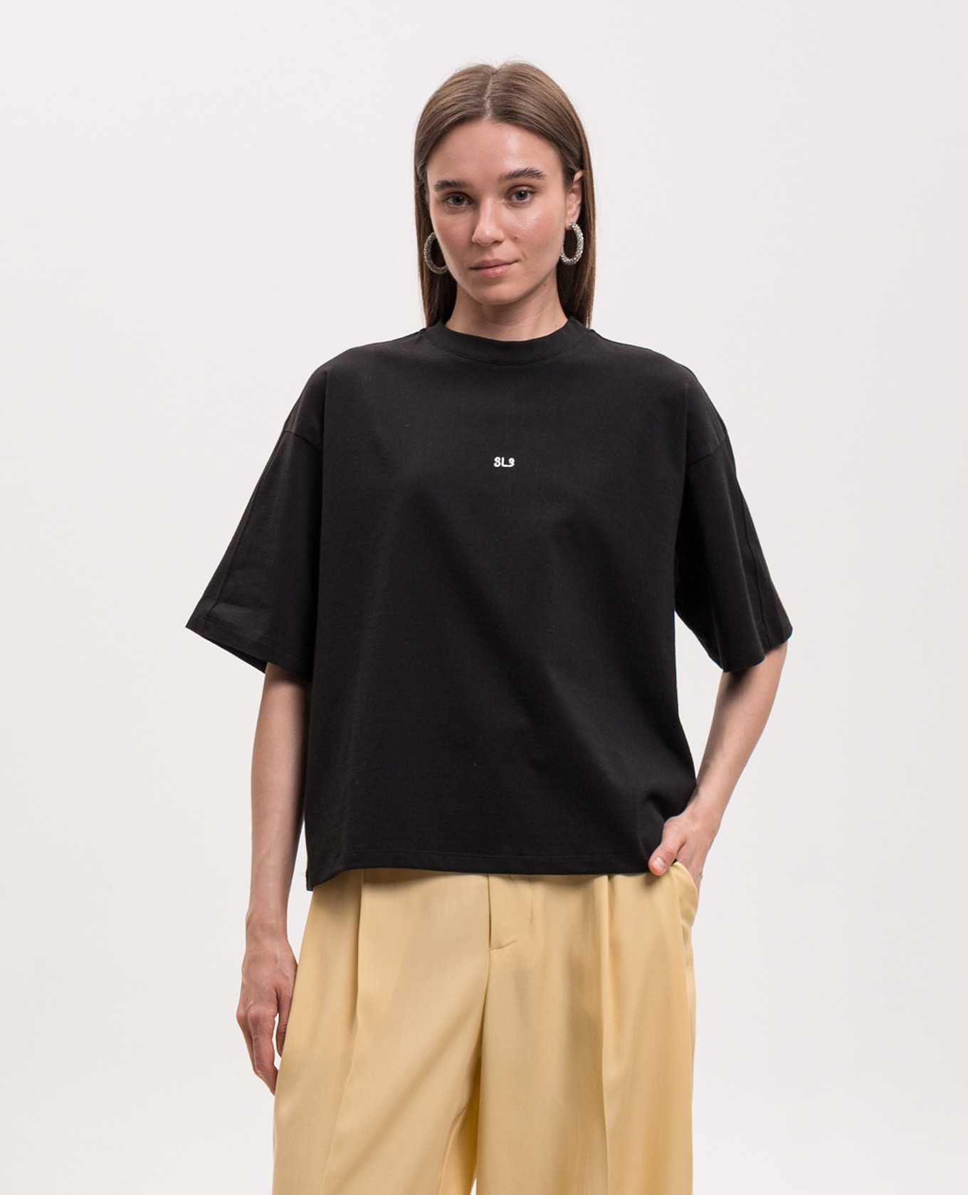 Black T-shirt with embroidered monogram logo Solotre 3