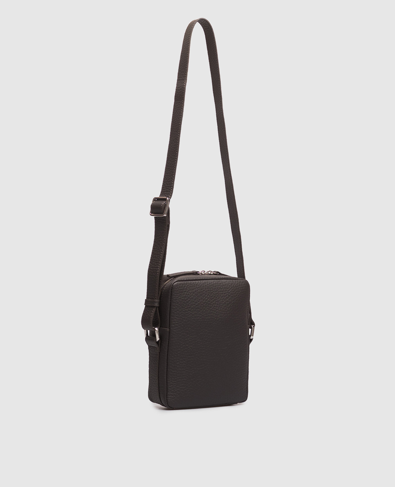 Brown leather bag with textured logo Enrico Mandelli 3