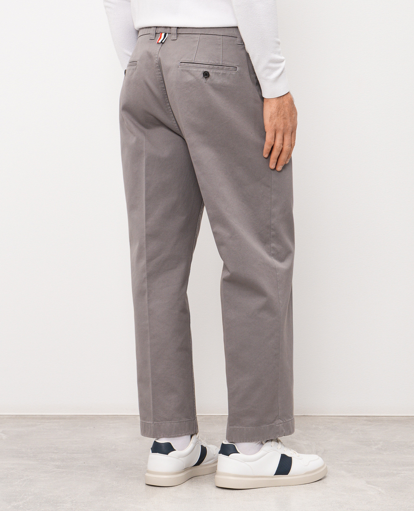 Gray pants Thom Browne 4