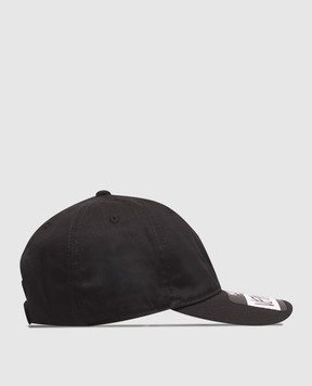 Vetements Black cap with print UA65CA160w