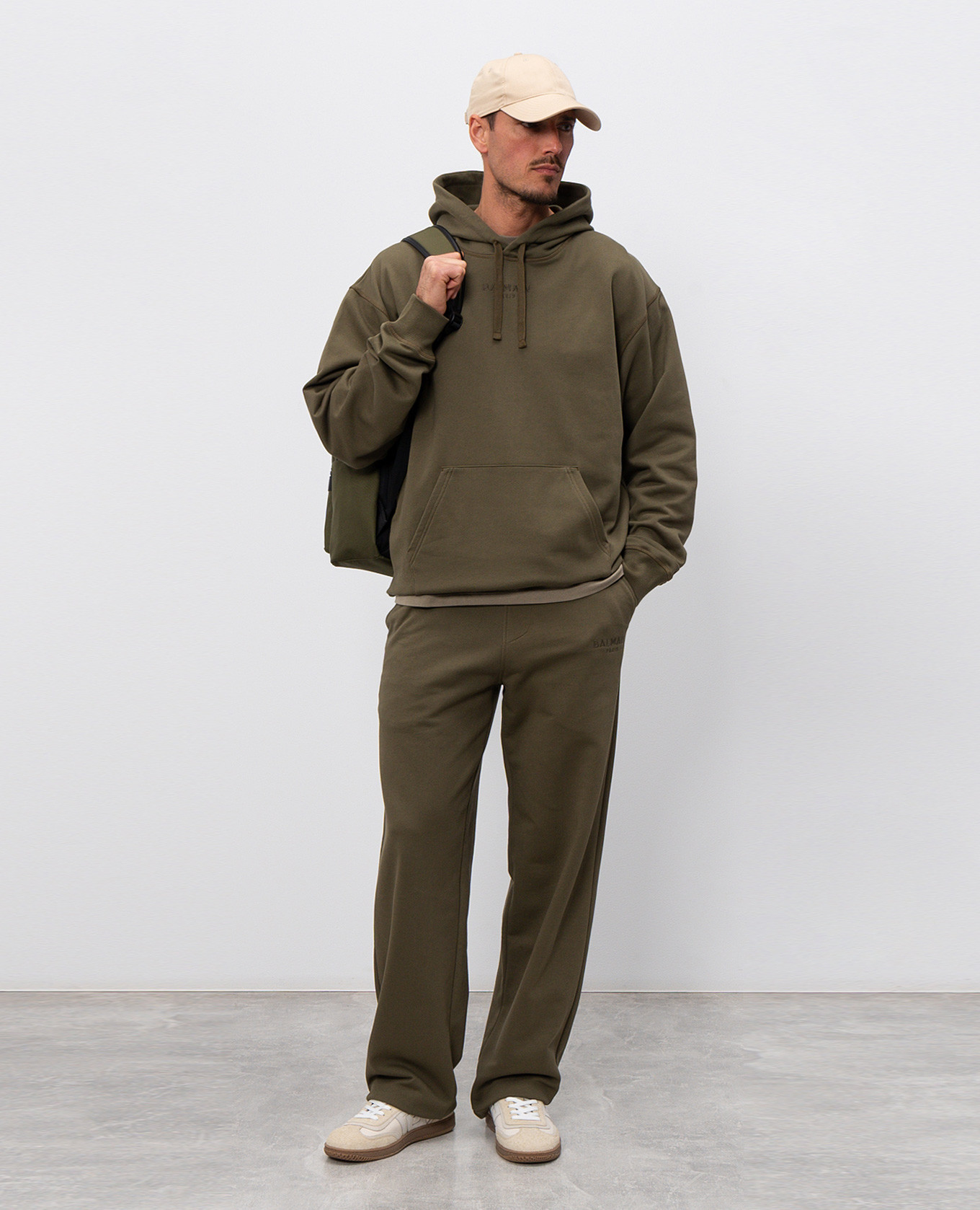 

Khaki hoodies with logo embroidery Balmain