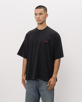 Vetements Black t-shirt with logo print MH27TR142Bm